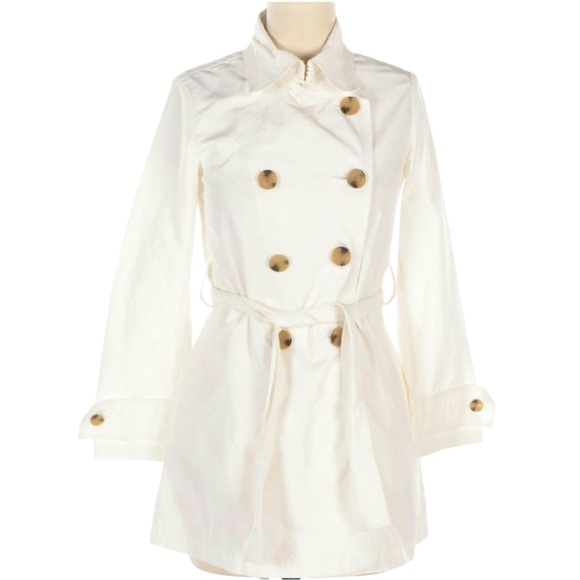 Moncler Double-Breasted Trench Jacket with Button and Tie Closure Size